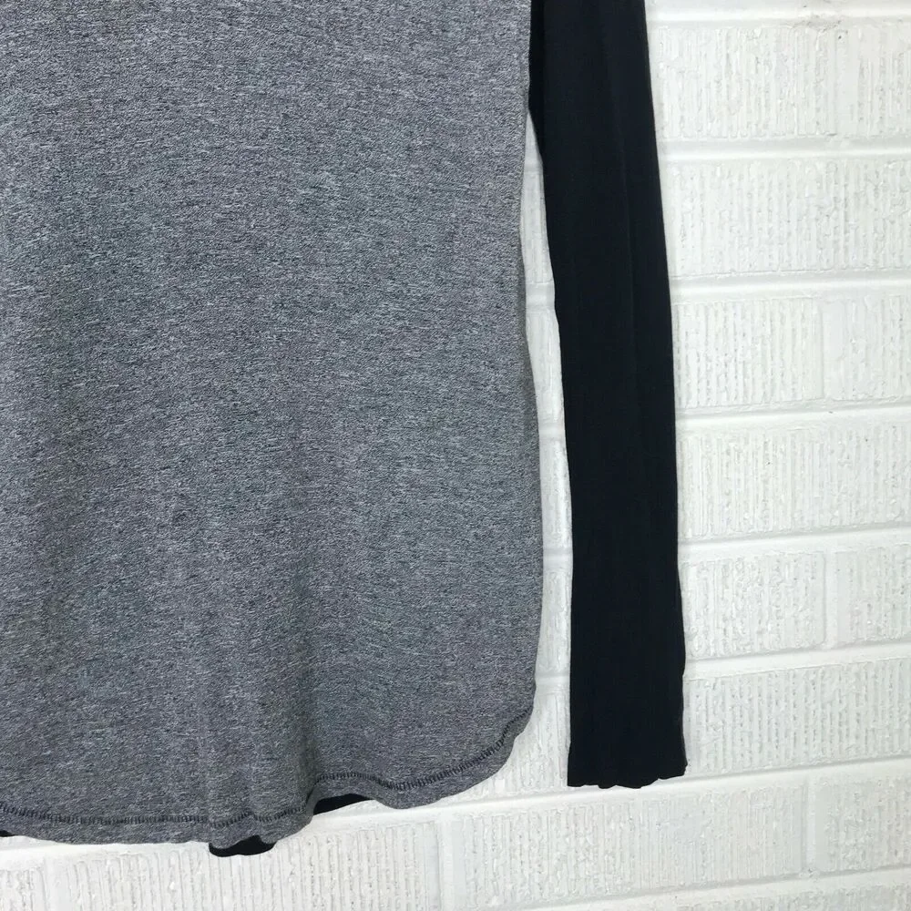 Aritzia Wilfred Free XXSmall 2XS Color Block Long Sleeve Tee Top Gray Black